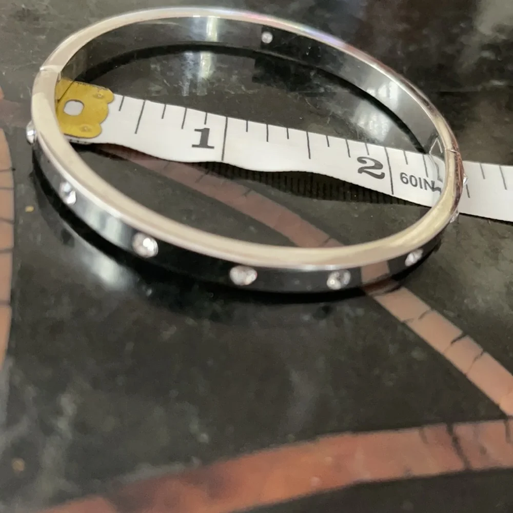 KATE SPADE HENGED RHINESTONE BANGLE - small wrist - Picture 4 of 7